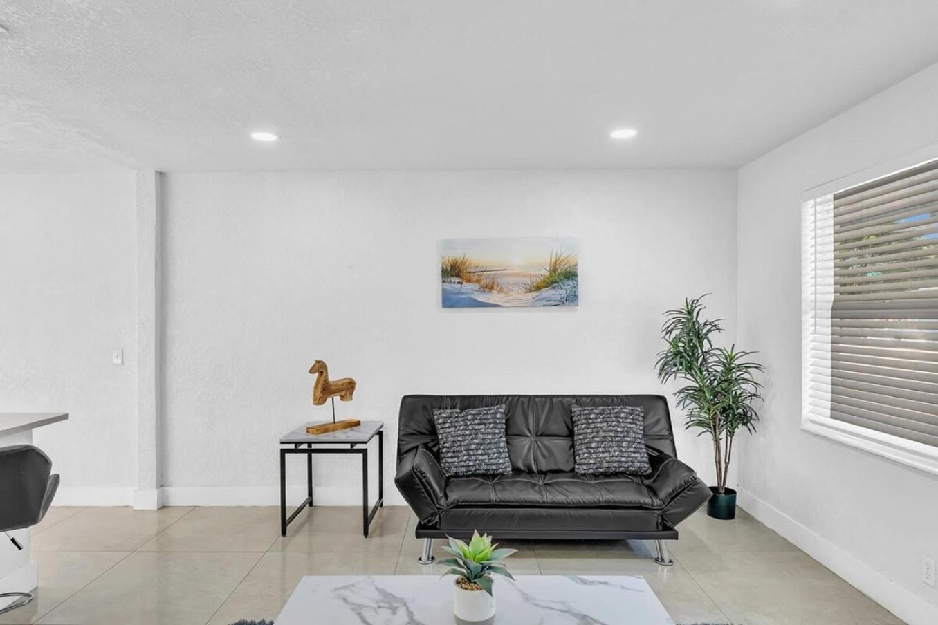 2 Bdrm Modern House Mins From Beach & Casino Hb1 Hallandale Beach Exterior foto
