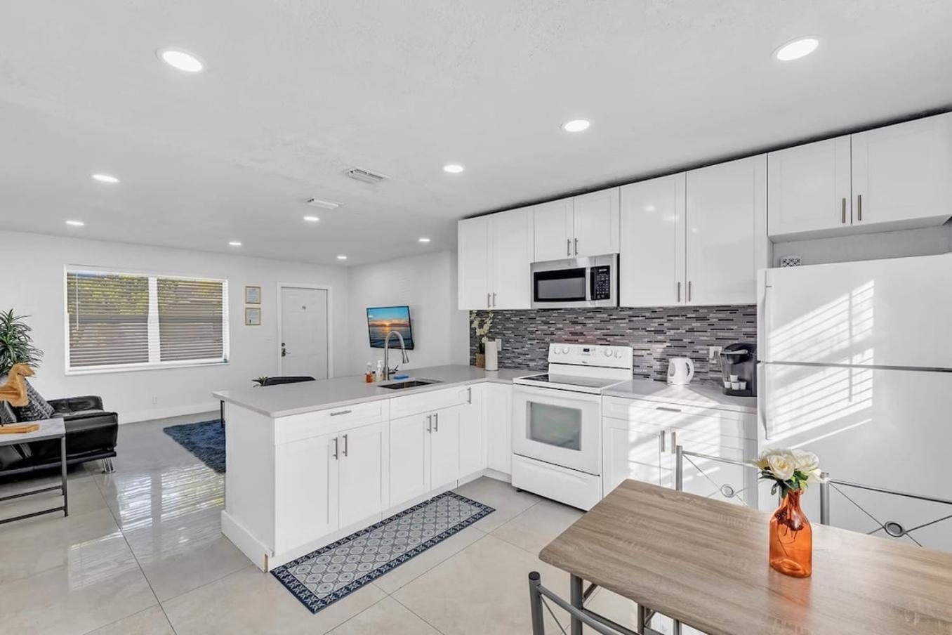 2 Bdrm Modern House Mins From Beach & Casino Hb1 Hallandale Beach Exterior foto
